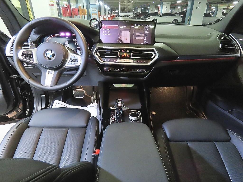 BMW X3 — photo 10