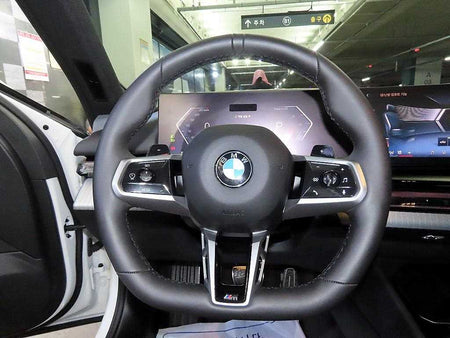 BMW 5-Series — photo 08