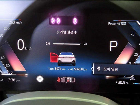 BMW 5-Series — photo 09