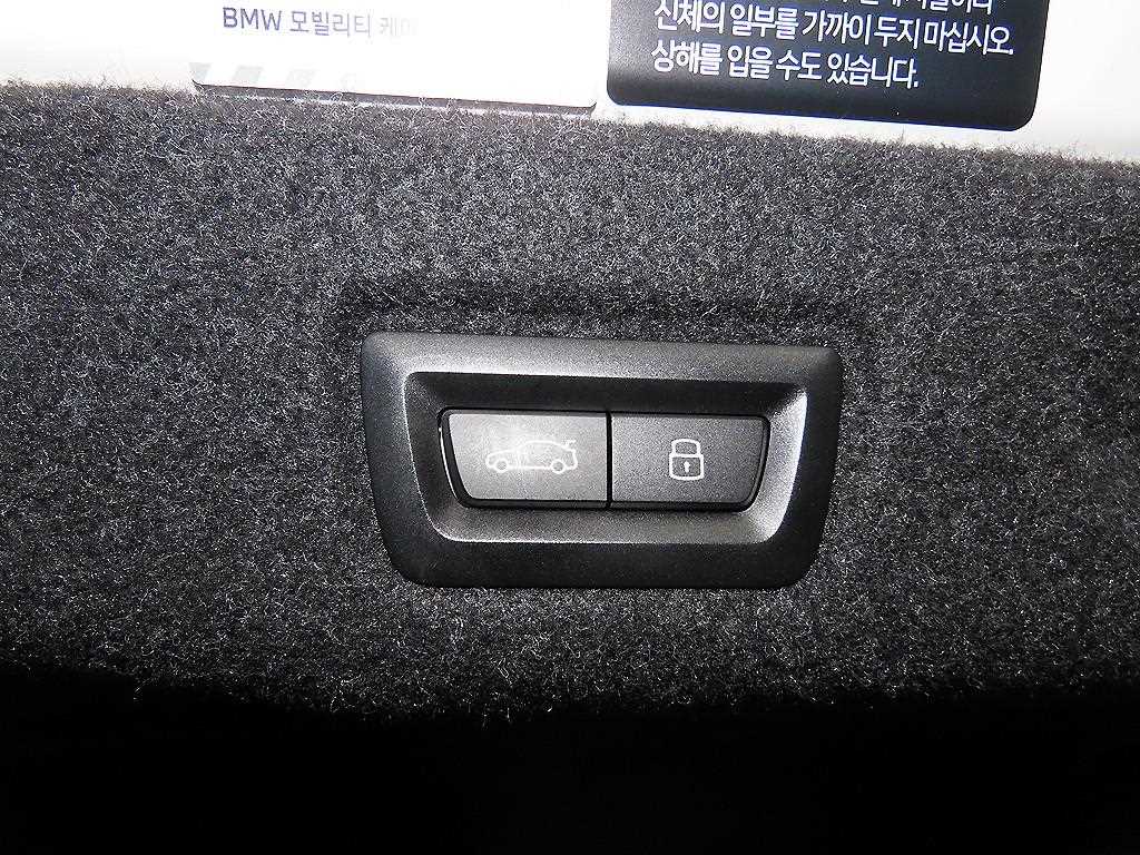 BMW 5-Series — photo 15