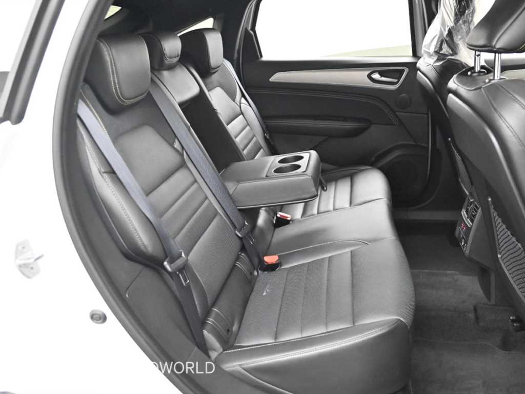 RENAULT Arkana — photo 12