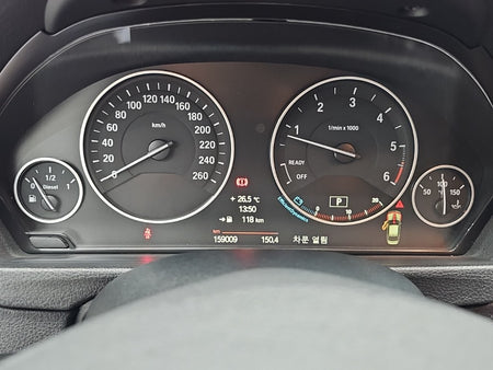 BMW 3-Series — photo 06