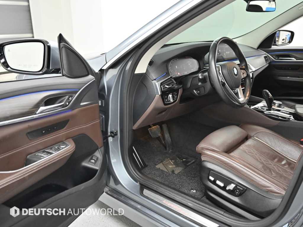 BMW Gran Turismo — photo 11