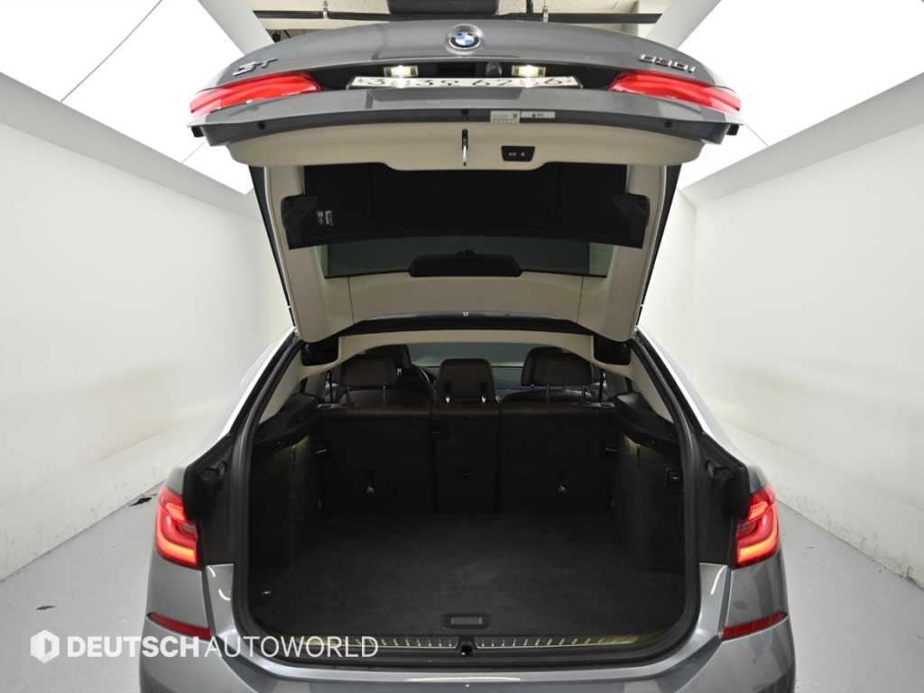 BMW Gran Turismo — photo 19