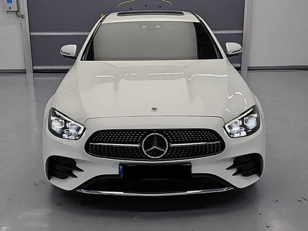 Mercedes-Benz E-Class — photo 01