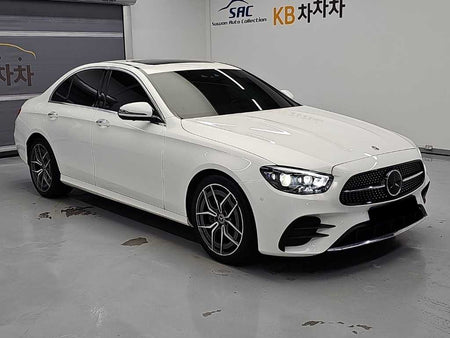 Mercedes-Benz E-Class — photo 04