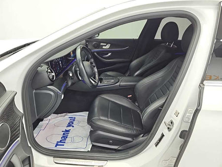 Mercedes-Benz E-Class — photo 11