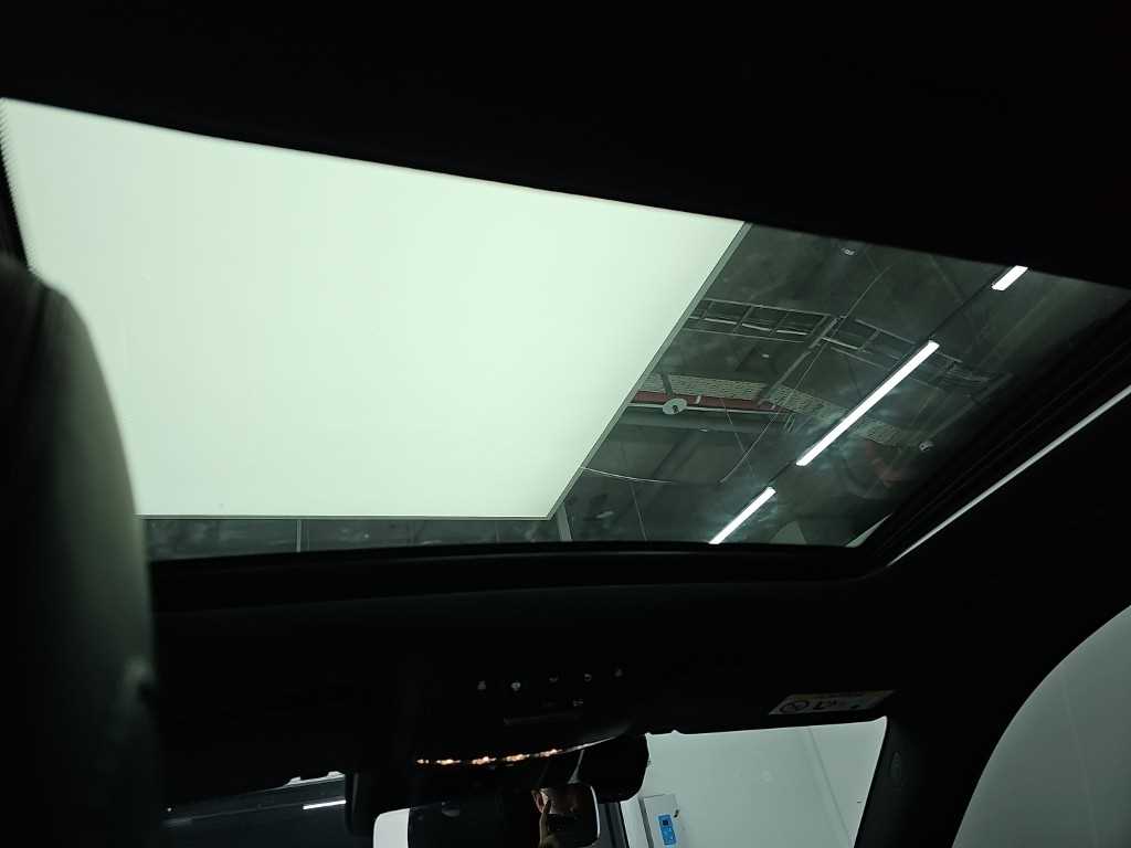 Mercedes-Benz E-Class — photo 14