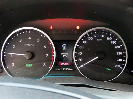 Lexus ES — photo 09