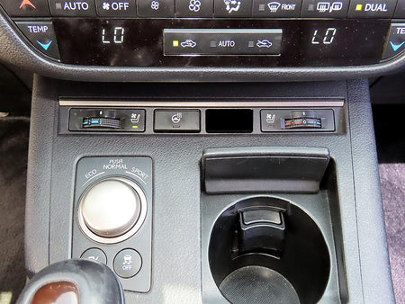 Lexus ES — photo 15