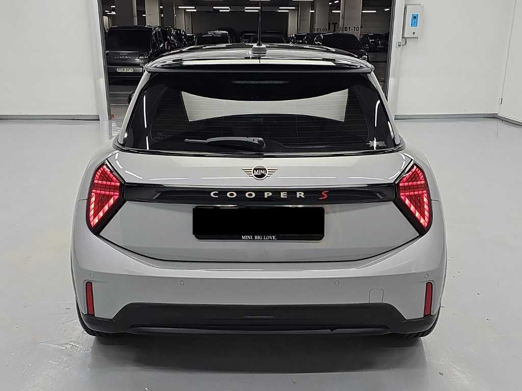 Mini Cooper — photo 02