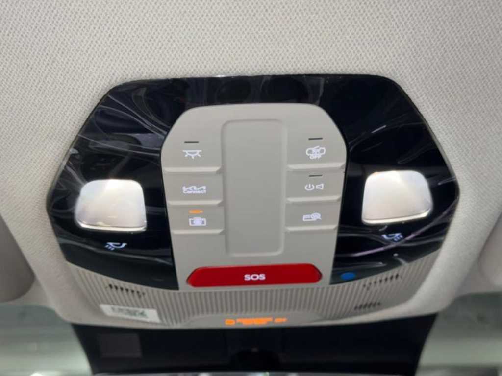 Kia EV3 — photo 16