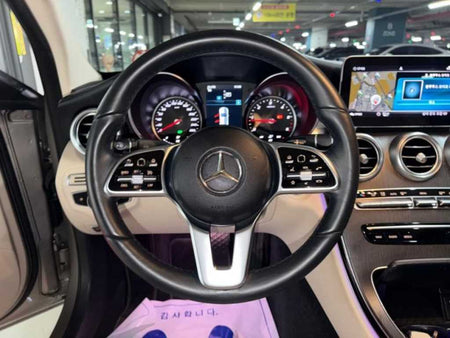 Mercedes-Benz C-Class — photo 08