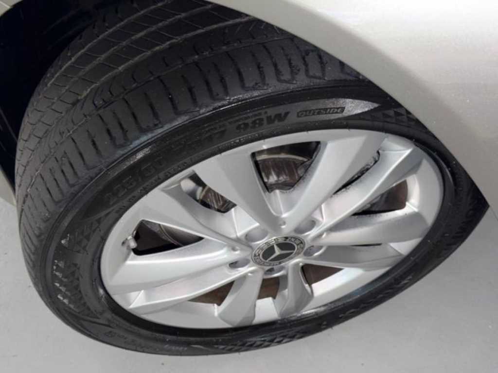 Mercedes-Benz C-Class — photo 19