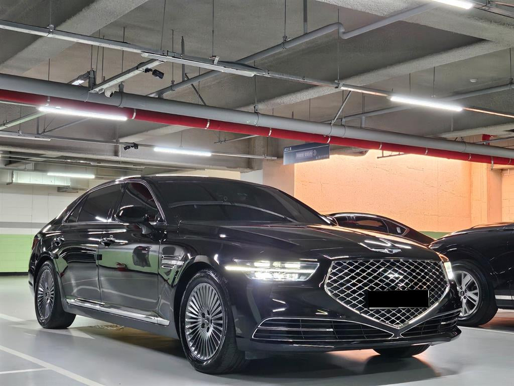 Genesis G90 — photo 02