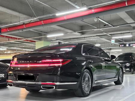 Genesis G90 — photo 04