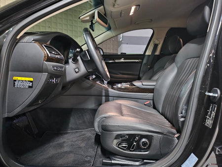 Genesis G90 — photo 06
