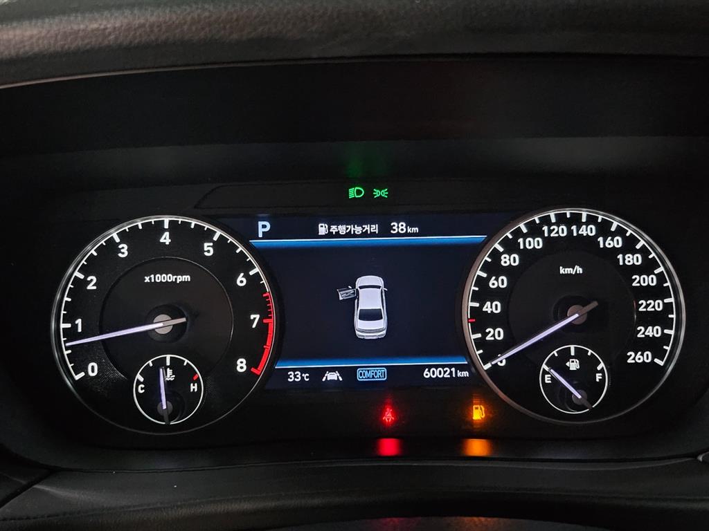 Genesis G90 — photo 09