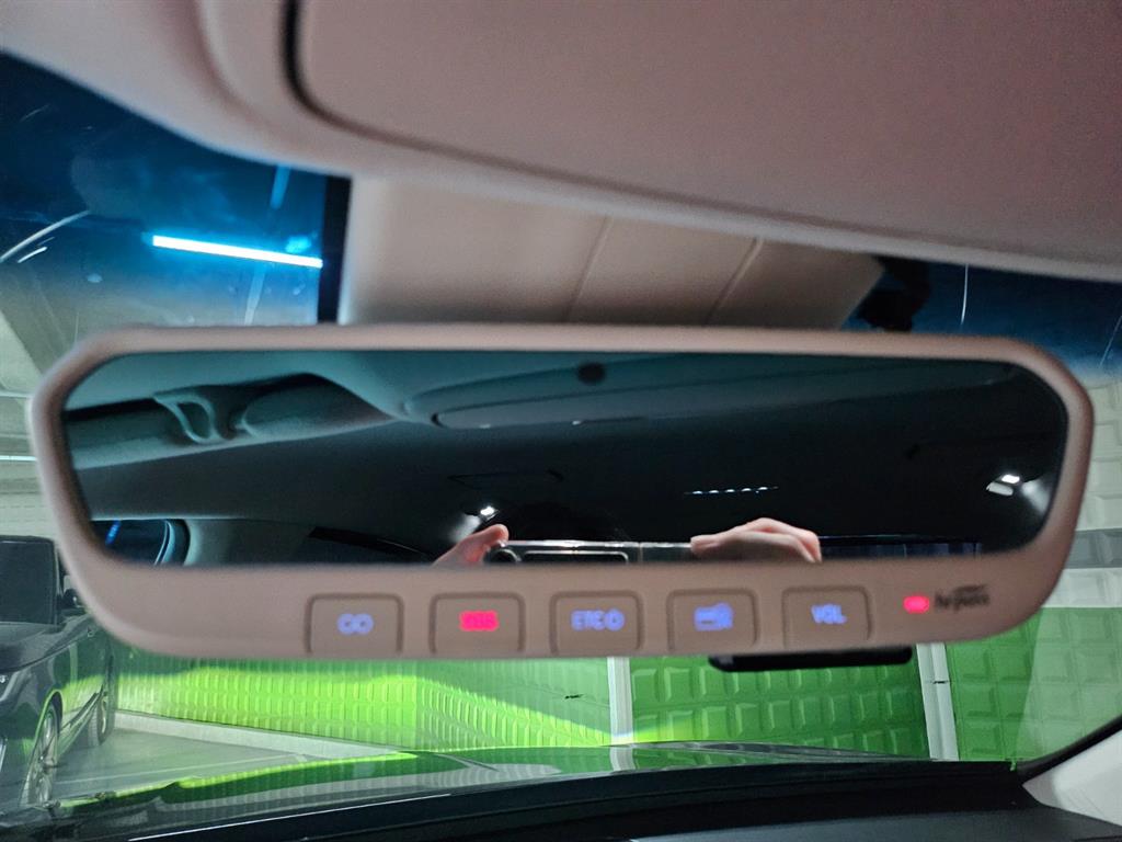Genesis G90 — photo 14
