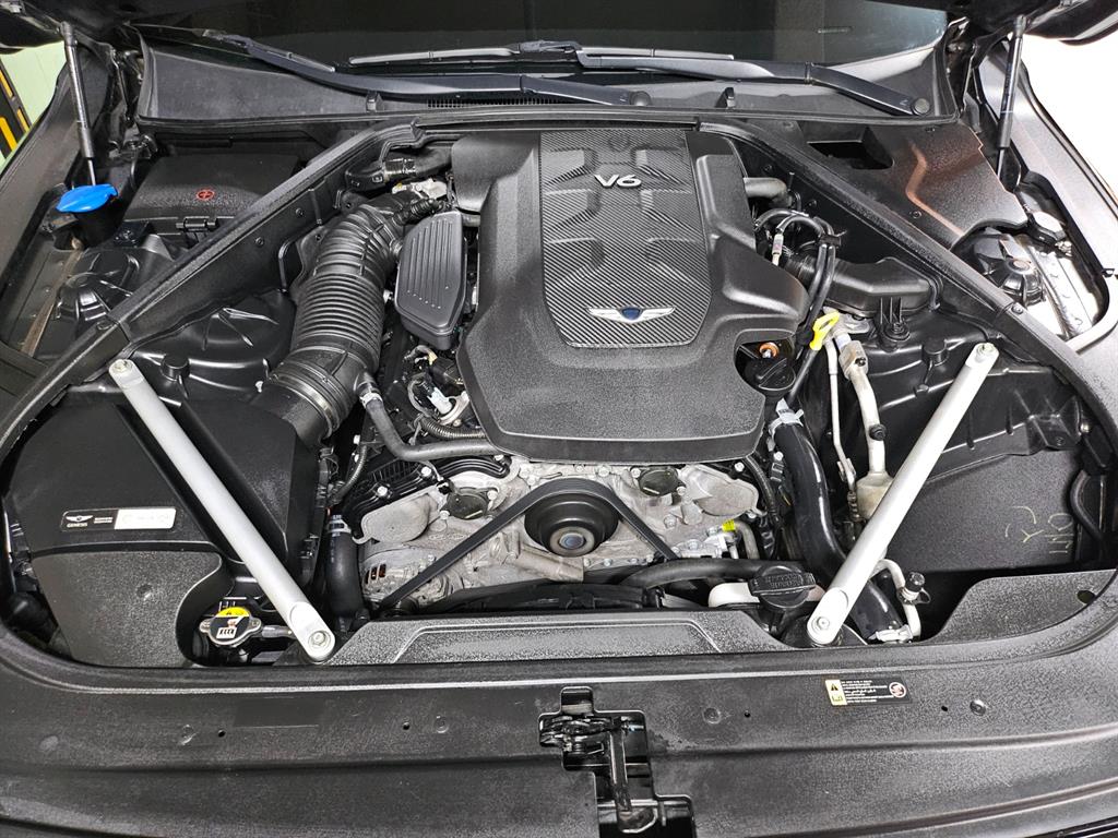 Genesis G90 — photo 20