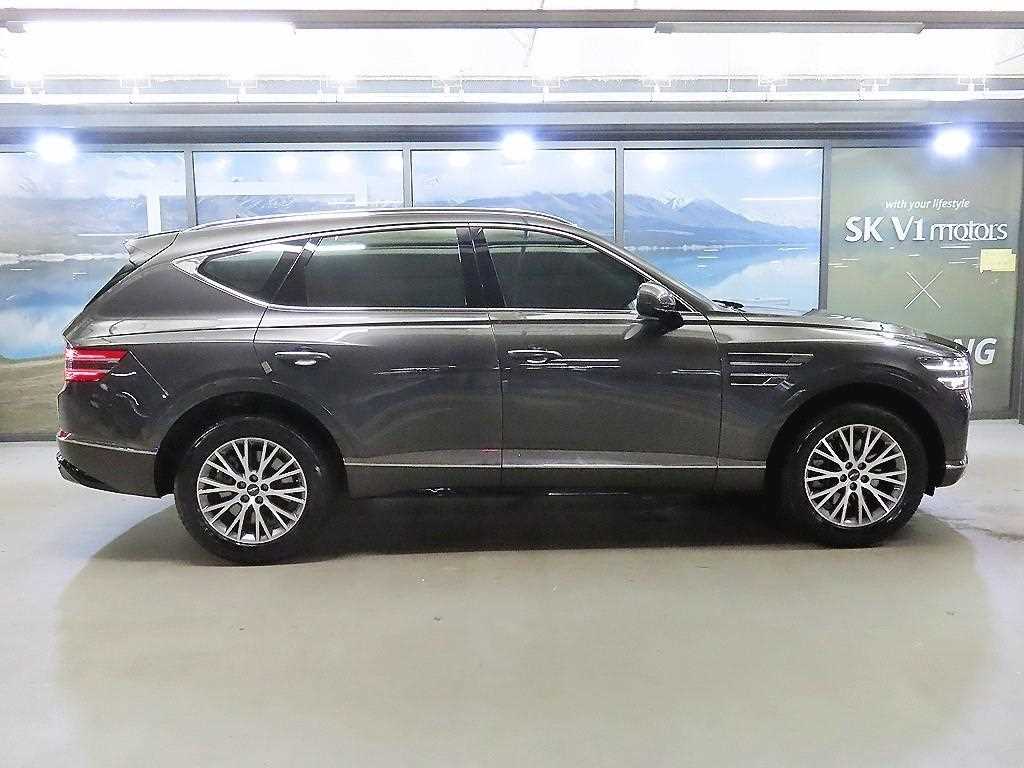 Genesis GV80 — photo 03