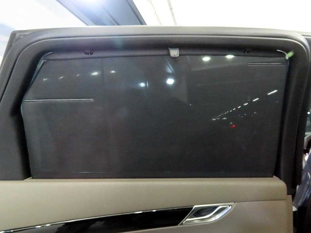 Genesis GV80 — photo 13