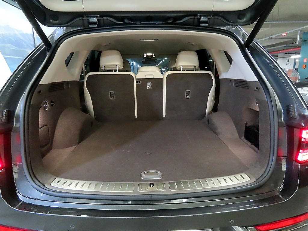 Genesis GV80 — photo 16