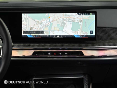 BMW 7-Series — photo 14