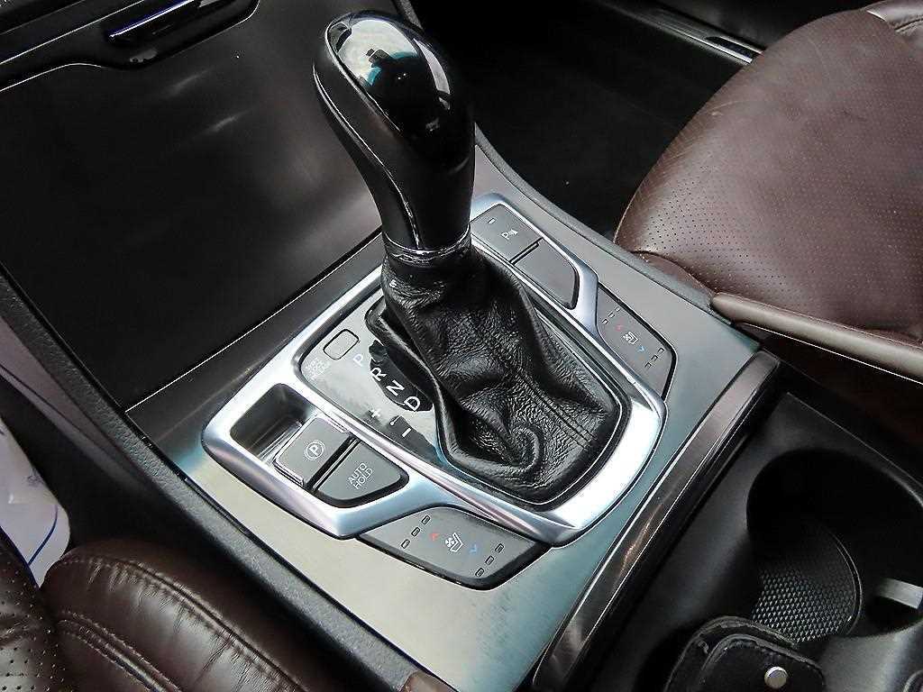 Hyundai Grandeur — photo 10