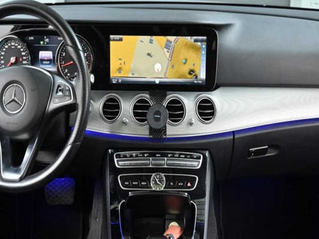 Mercedes-Benz E-Class — photo 14