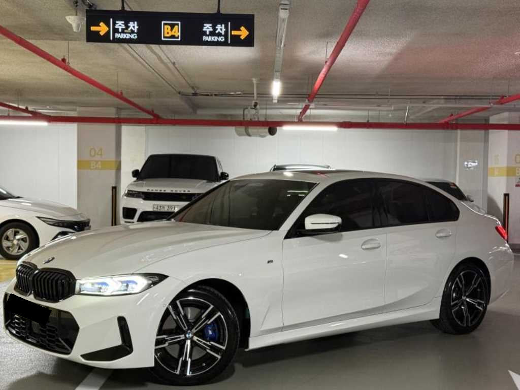 BMW 3-Series — photo 01
