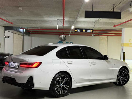 BMW 3-Series — photo 02