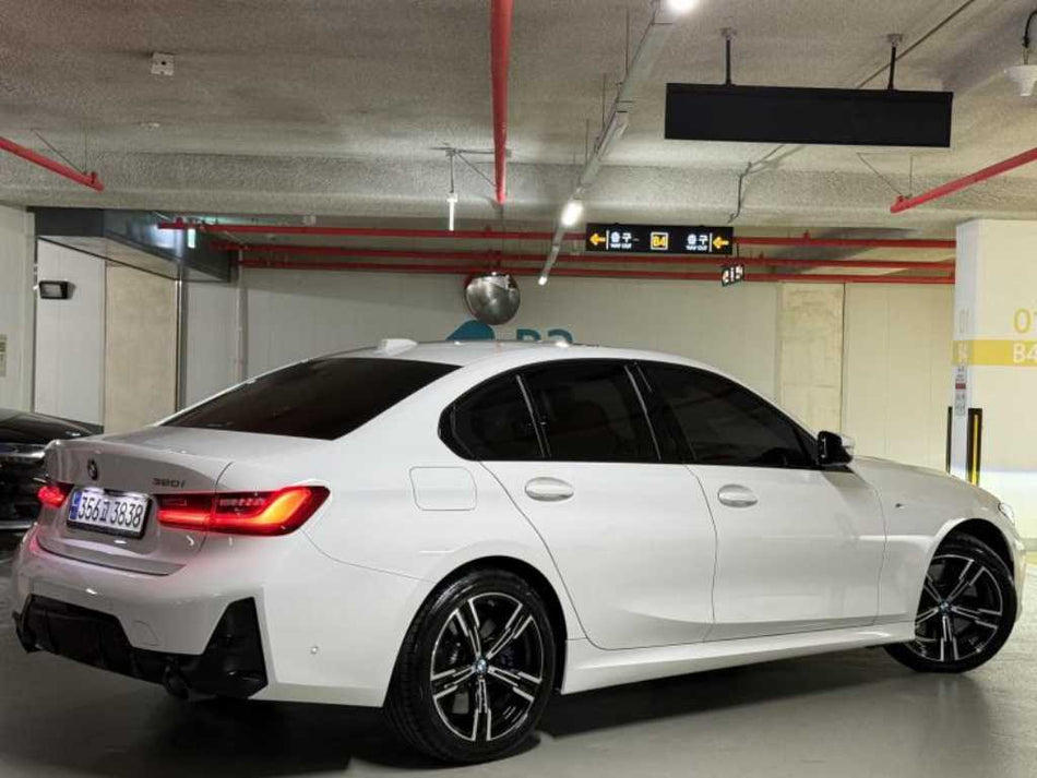 BMW 3-Series — photo 02