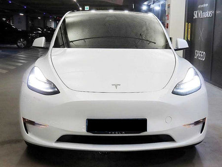Tesla Model Y — photo 02