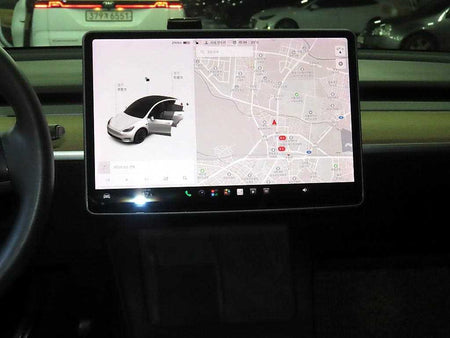 Tesla Model Y — photo 11