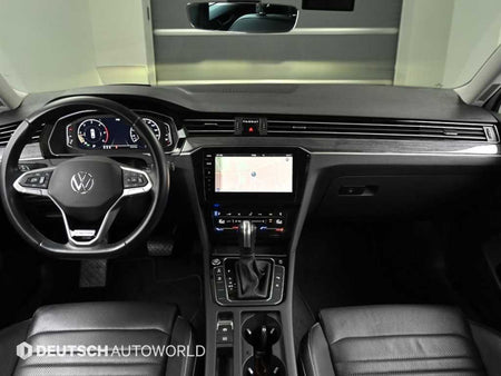 Volkswagen Passat — photo 07