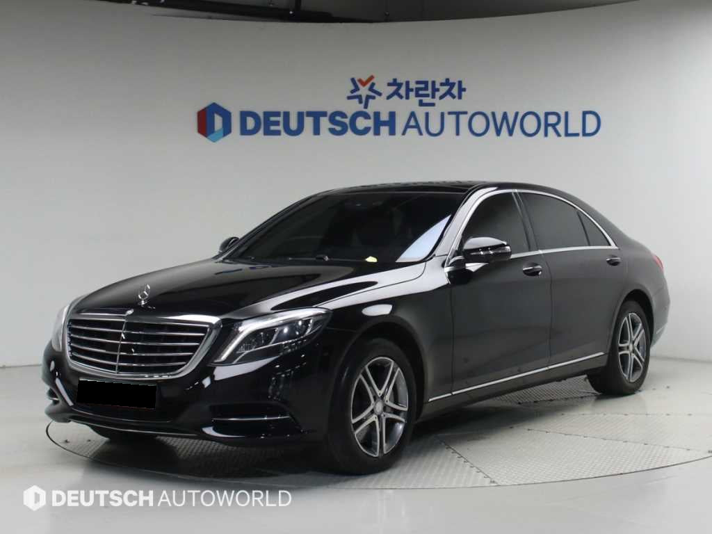 Mercedes-Benz S-Class — photo 01