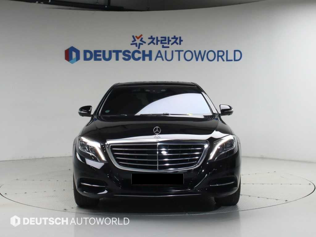 Mercedes-Benz S-Class — photo 03
