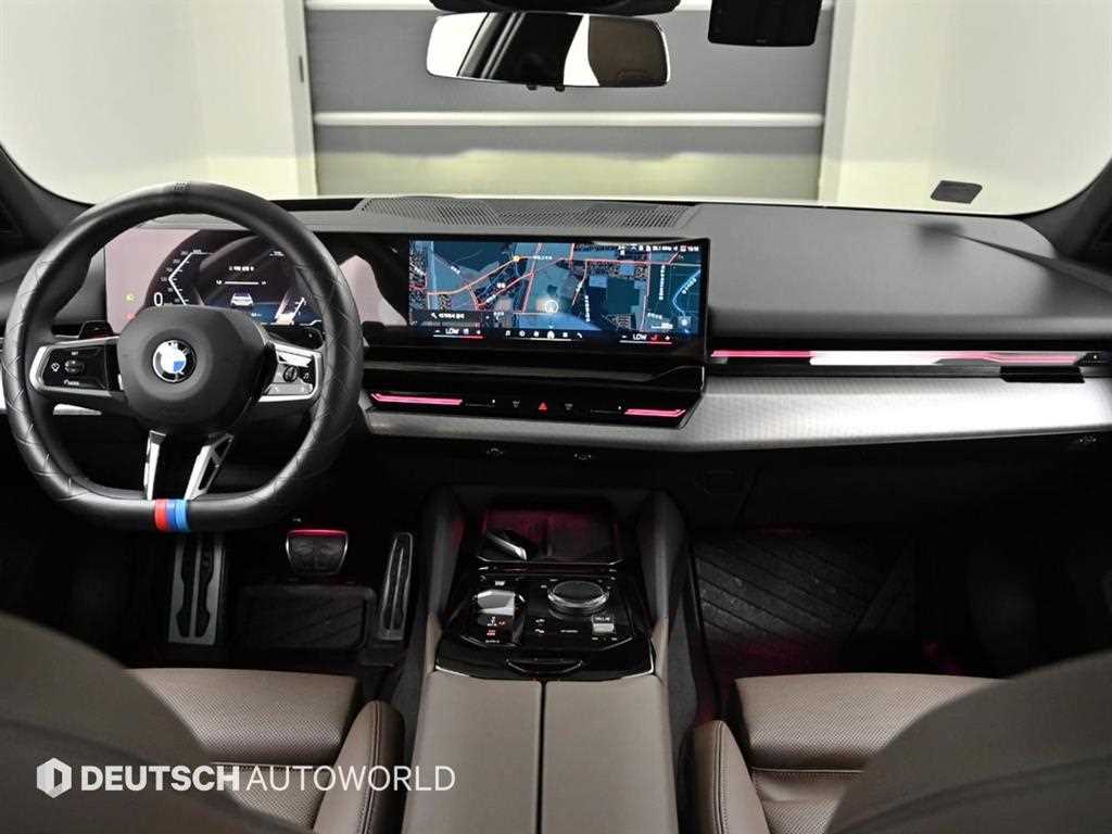 BMW 5-Series — photo 07