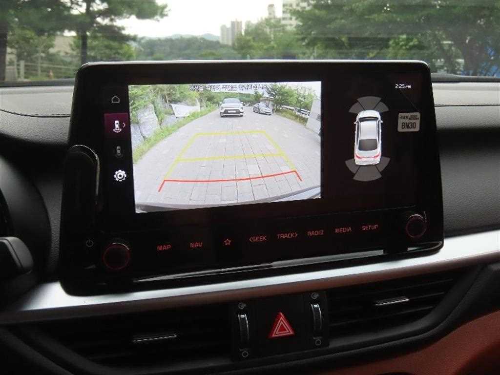 Kia K3 — photo 09