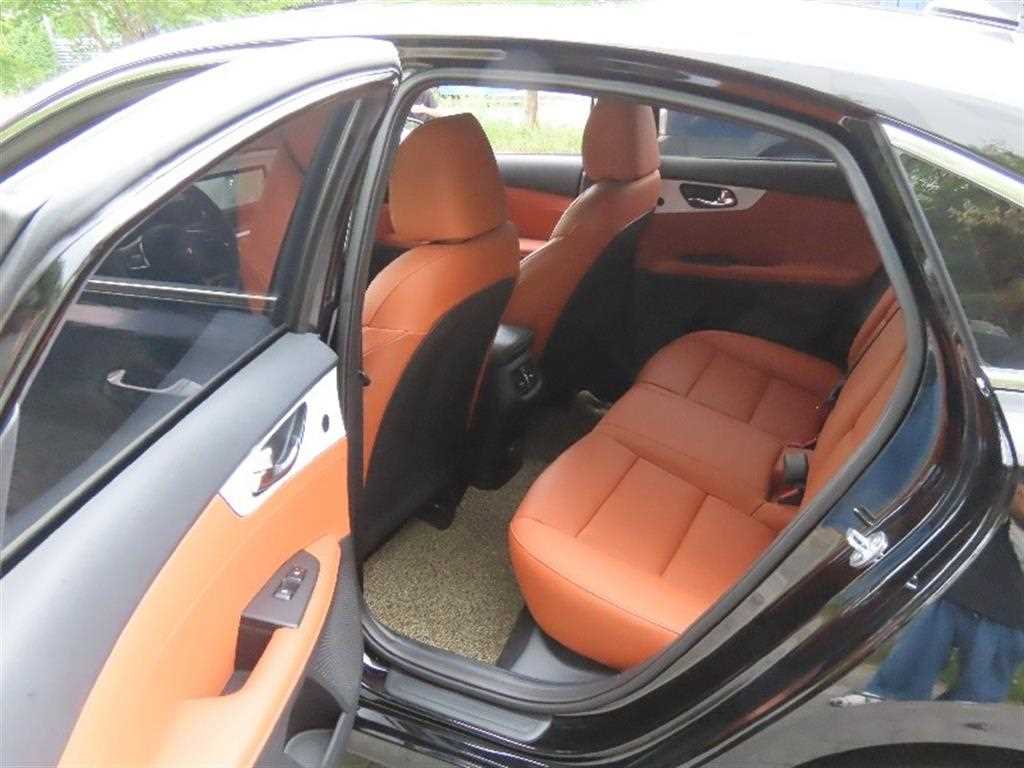 Kia K3 — photo 14