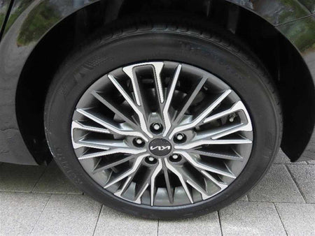 Kia K3 — photo 17