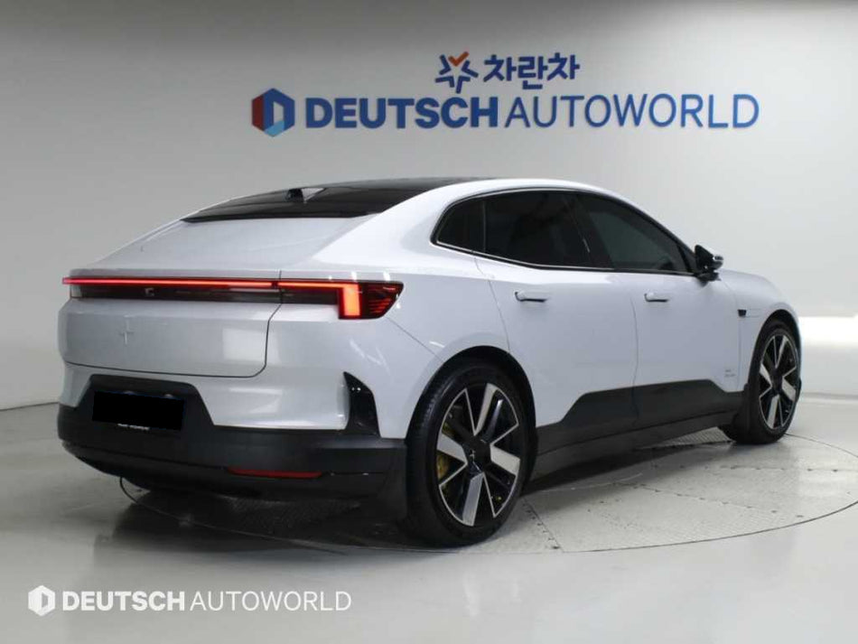 Polestar Polestar 4 — photo 02