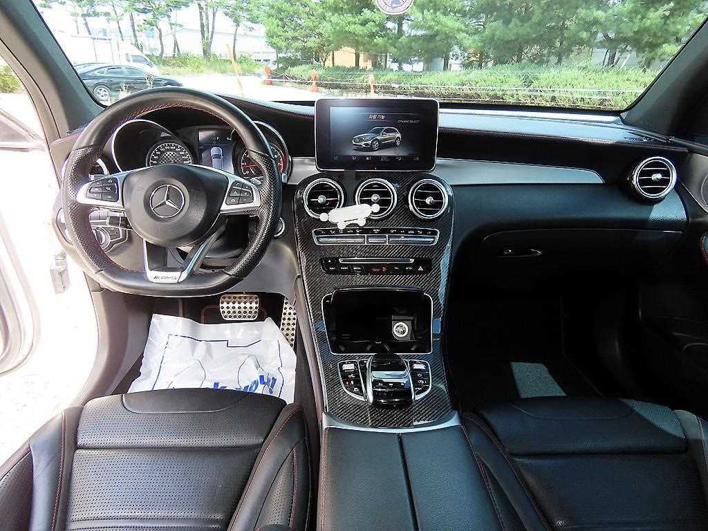 Mercedes-Benz GLC-Class — photo 07