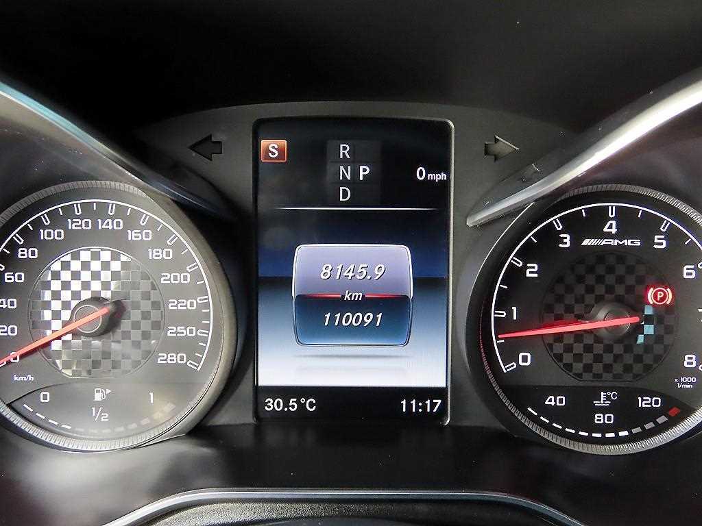 Mercedes-Benz GLC-Class — photo 09