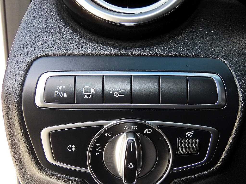 Mercedes-Benz GLC-Class — photo 12