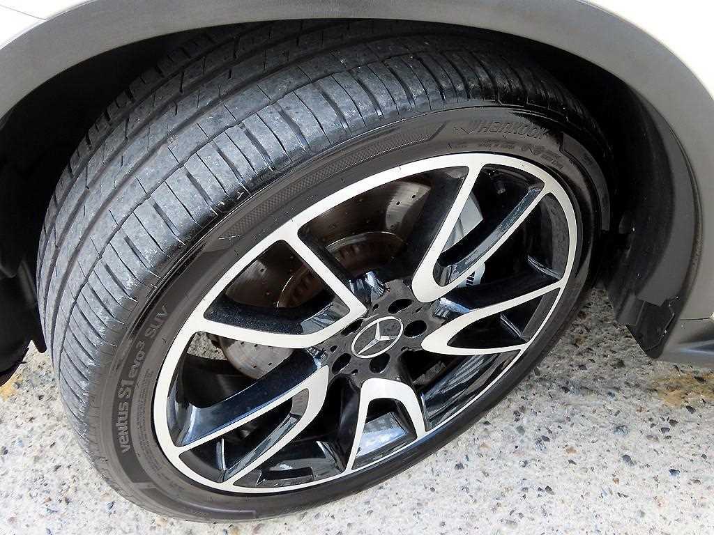 Mercedes-Benz GLC-Class — photo 20