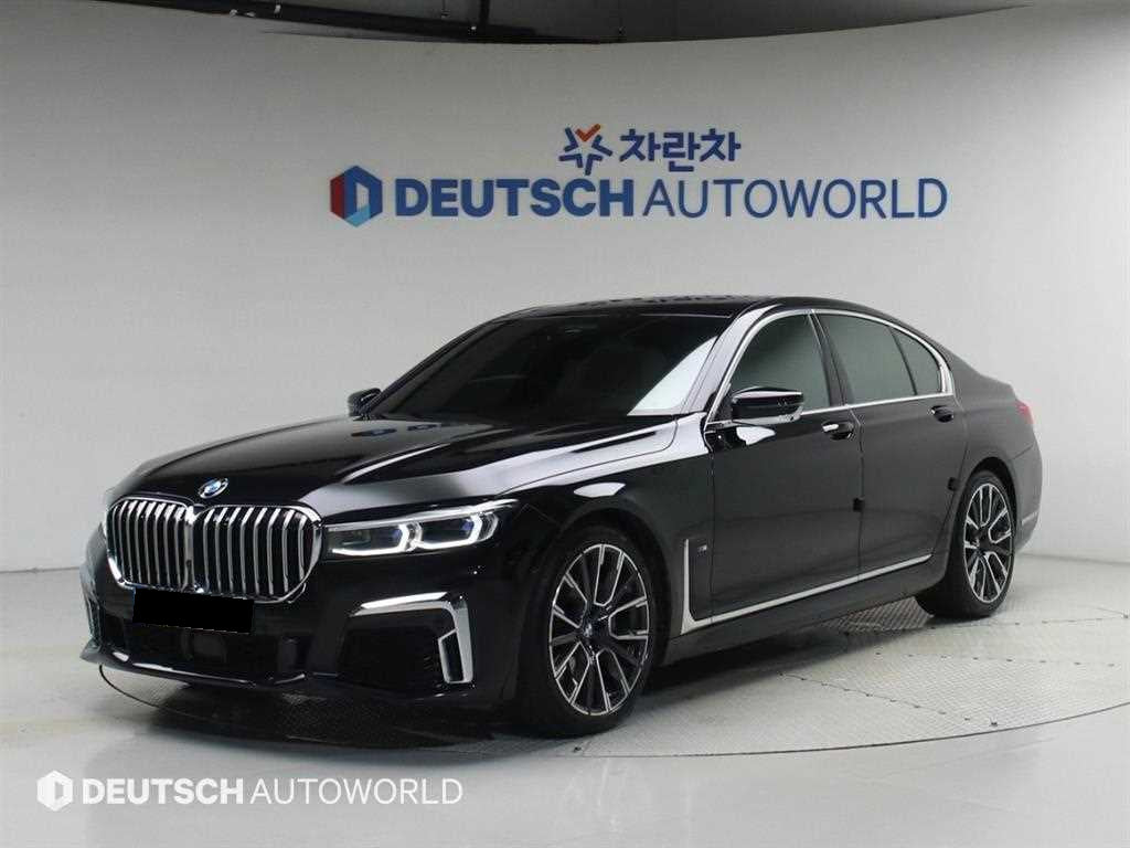 BMW 7-Series — photo 01