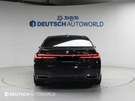 BMW 7-Series — photo 04