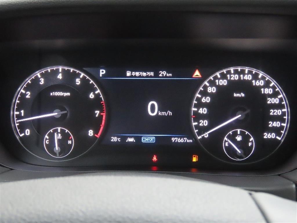 Genesis G90 — photo 05